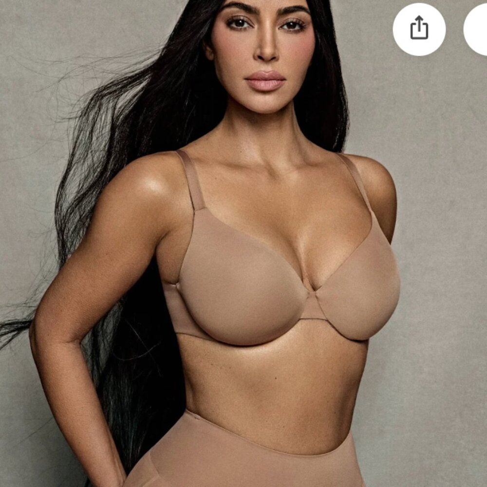 SKIMS Smoothing Intimates FULL COVERAGE BRA in Clay 40D NWT